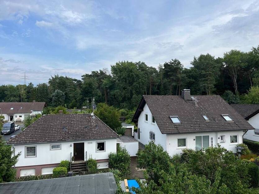 Mühlheim-Lämmerspiel, großzügige 2-Zi-DG-Whg.,65m2,Waldnähe