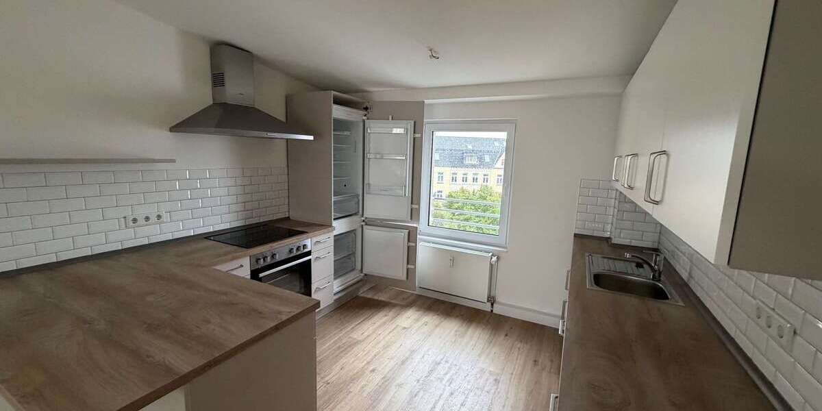 Etagenwohnung Kiel Wik - 2 Zimmer, 69 m&sup2;, 950&euro; | Angebot:27430121
