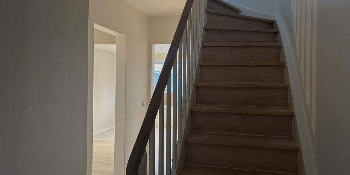 Reihenmittelhaus Neumünster Tungendorf - 3 Zimmer, 87 m&sup2;, 1.050&euro; | Angebot:25654325