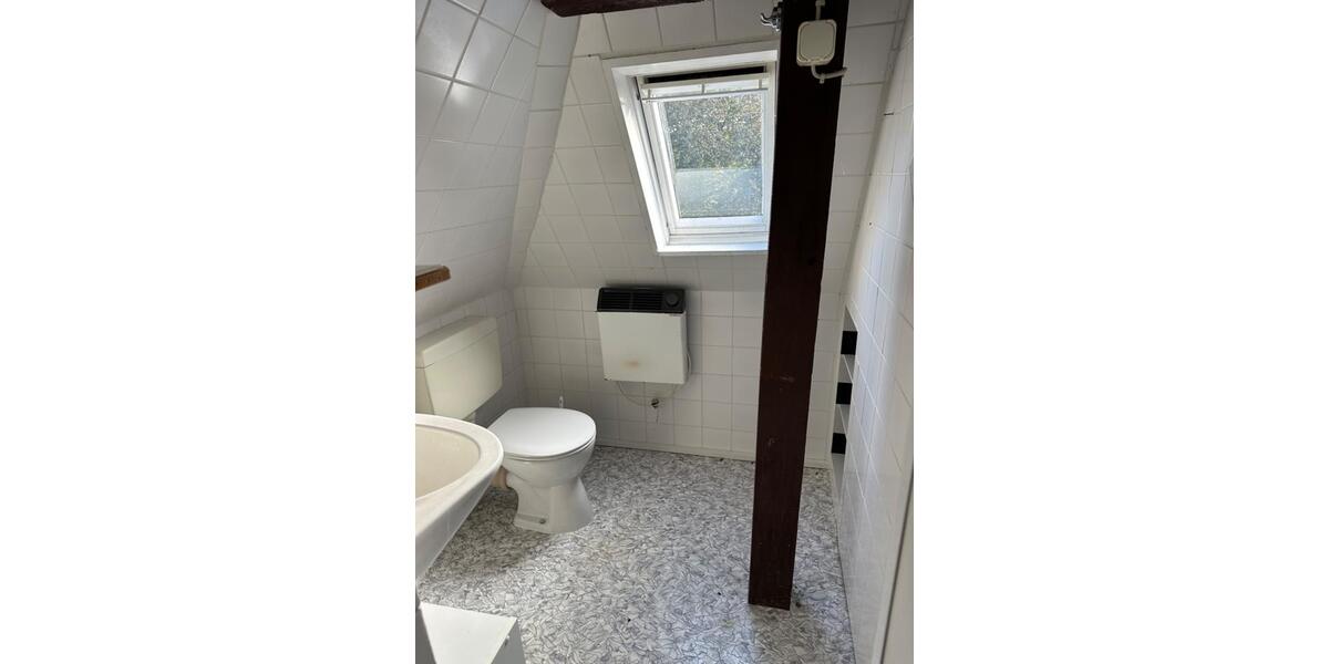Dachgeschoßwohnung Kiel Blücherplatz - 1.5 Zimmer, 20 m&sup2;, 90.000&euro; | Angebot:26482233