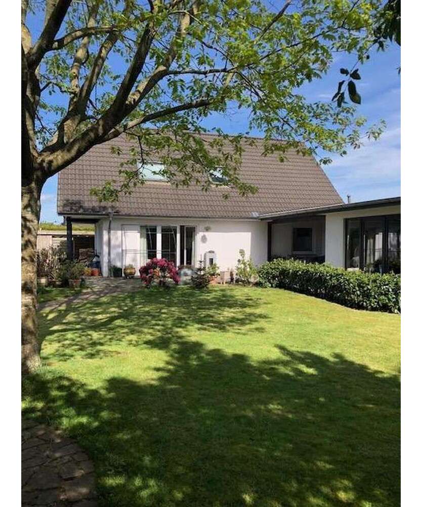 Haus zum Kaufen in Warder 495.000 € 122 m²