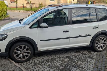 VW Touran 146.000 km 9.900 &euro; Preetz 24211