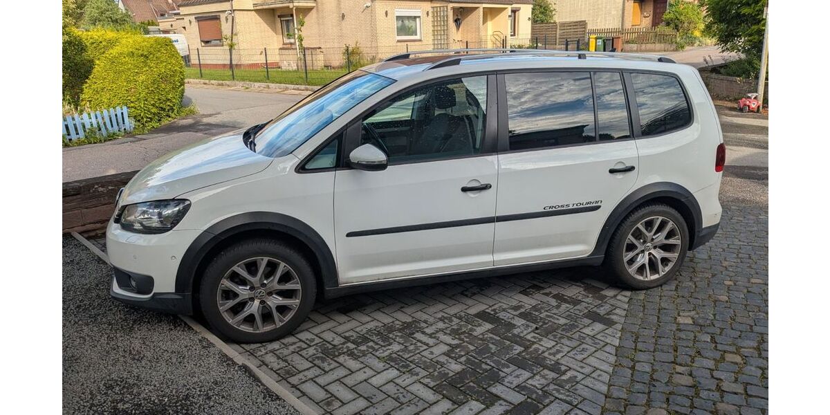 VW Touran 146.000 km 9.900 &euro; Preetz 24211