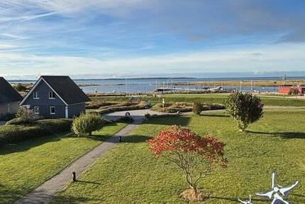Sonnige Ferienwohnung mit Meerblick & eigenem Stellplatz am Wendtorfer Hafen 2 zimmer