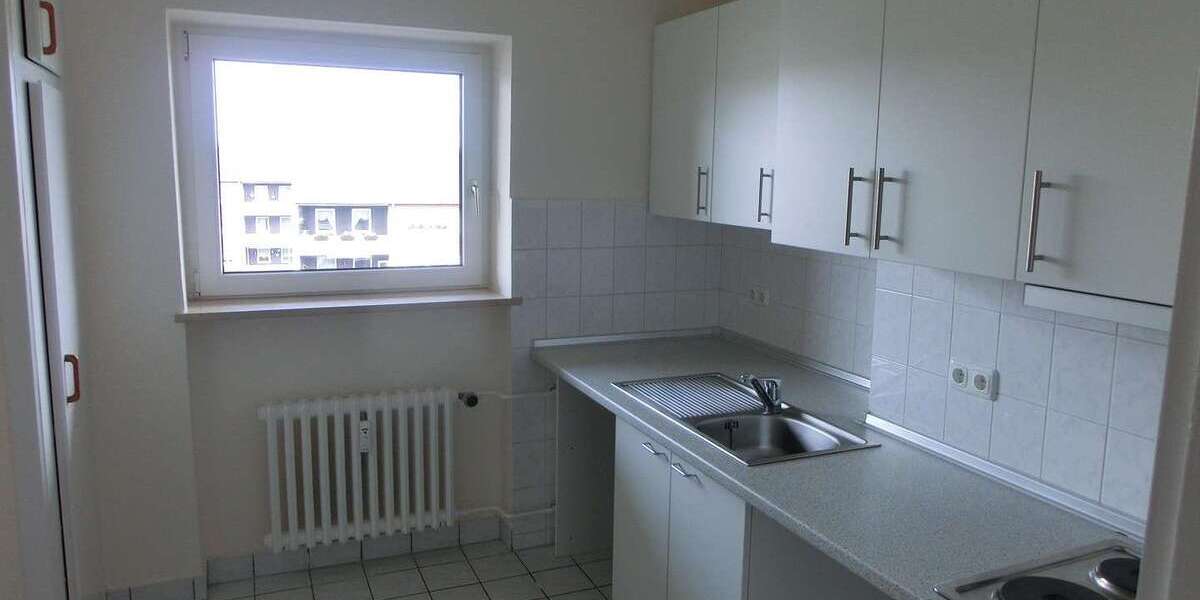 Etagenwohnung Kiel Neumühlen-Dietrichsdorf - 2.5 Zimmer, 68 m&sup2;, 750&euro; | Angebot:25235137
