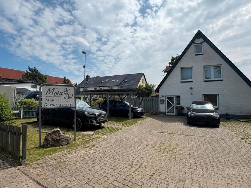 Einfamilienhaus mit 3 Wohneinheiten 2km vom Strand