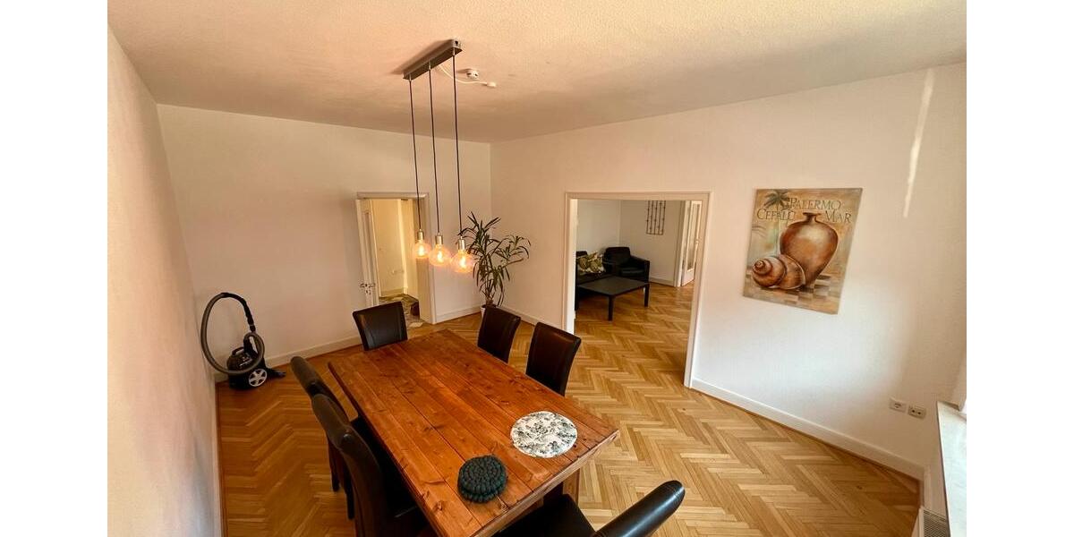 Hochparterre Neumünster - 5 Zimmer, 126 m&sup2;, 238.000&euro; | Angebot:26068815