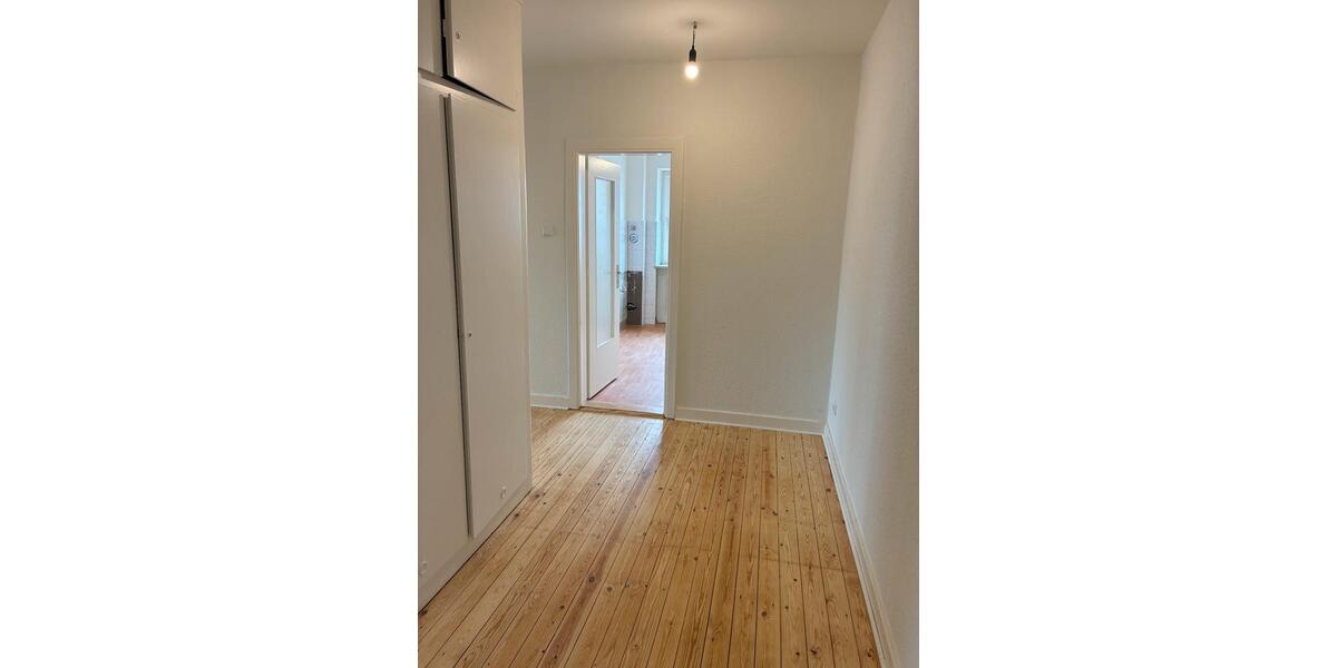 Etagenwohnung Kiel Neumühlen-Dietrichsdorf - 2.5 Zimmer, 74 m&sup2;, 665&euro; | Angebot:26236804