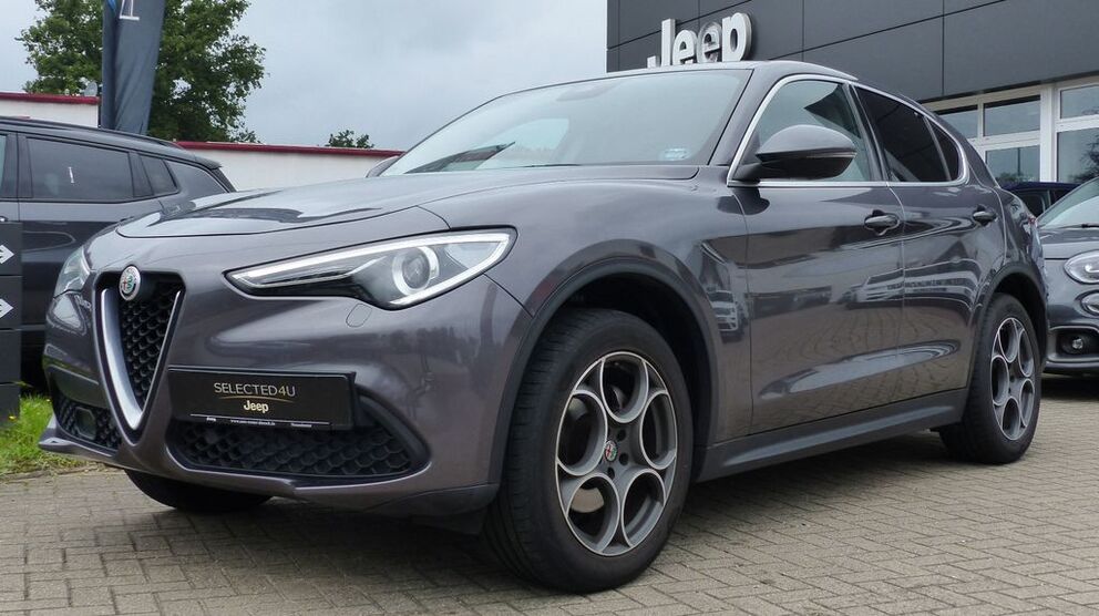 Alfa Romeo Stelvio 114.800 km 22.700 € Neumünster 24539