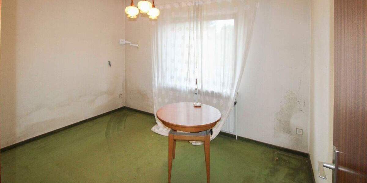 Einfamilienhaus mit Vollkeller und Sauna in Altenholz-Klausdorf - renovierungsbedürftig 4 zimmer