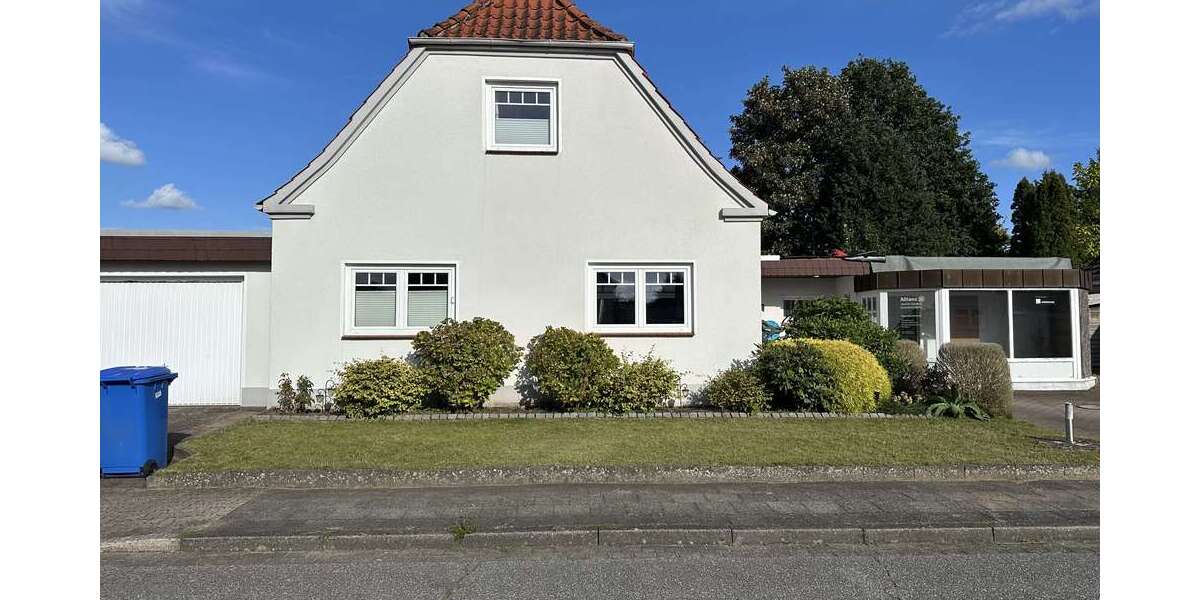 Einfamilienhaus Neumünster Brachenfeld - 8 Zimmer, 209 m&sup2;, 339.000&euro; | Angebot:27340732