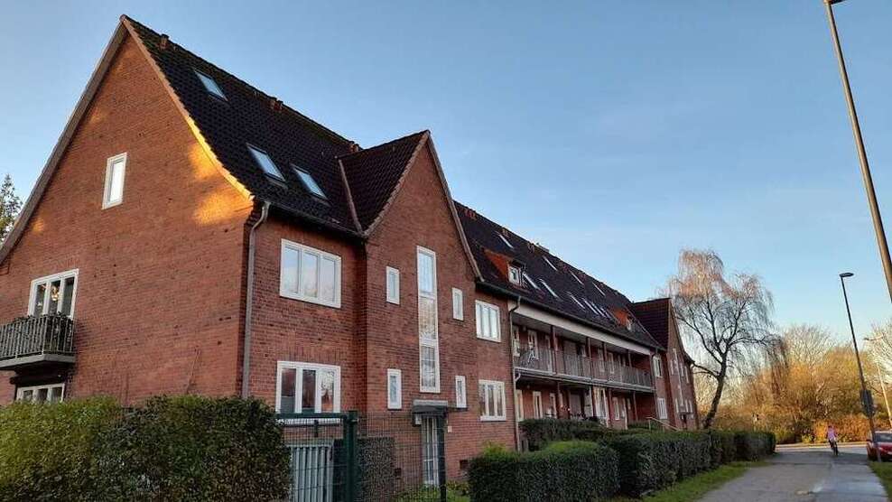 Wohnung zum Mieten in Kiel 434 € 43.09 m²