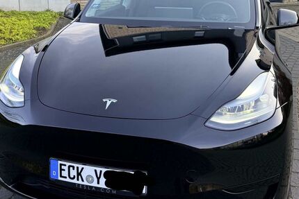 Tesla Model Y 8.000 km 38.400 &euro; Bordesholm 24582