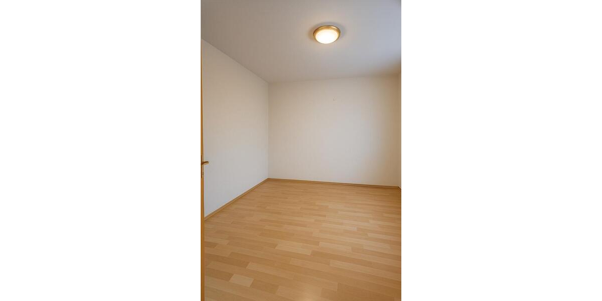 Erdgeschoßwohnung Neumünster Brachenfeld/Ruthenberg - 2 Zimmer, 74 m&sup2;, 1.100&euro; | Angebot:25648188