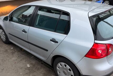 VW Golf 183.200 km 3.899 &euro; Kiel 24103