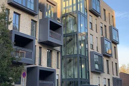 Wohnung zum Mieten in Kiel 1.891,68 € 120.63 m²