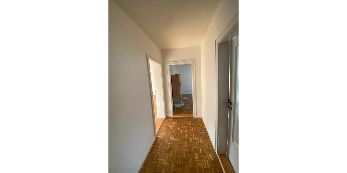 Etagenwohnung Kronshagen - 3 Zimmer, 86 m&sup2;, 999&euro; | Angebot:26598203