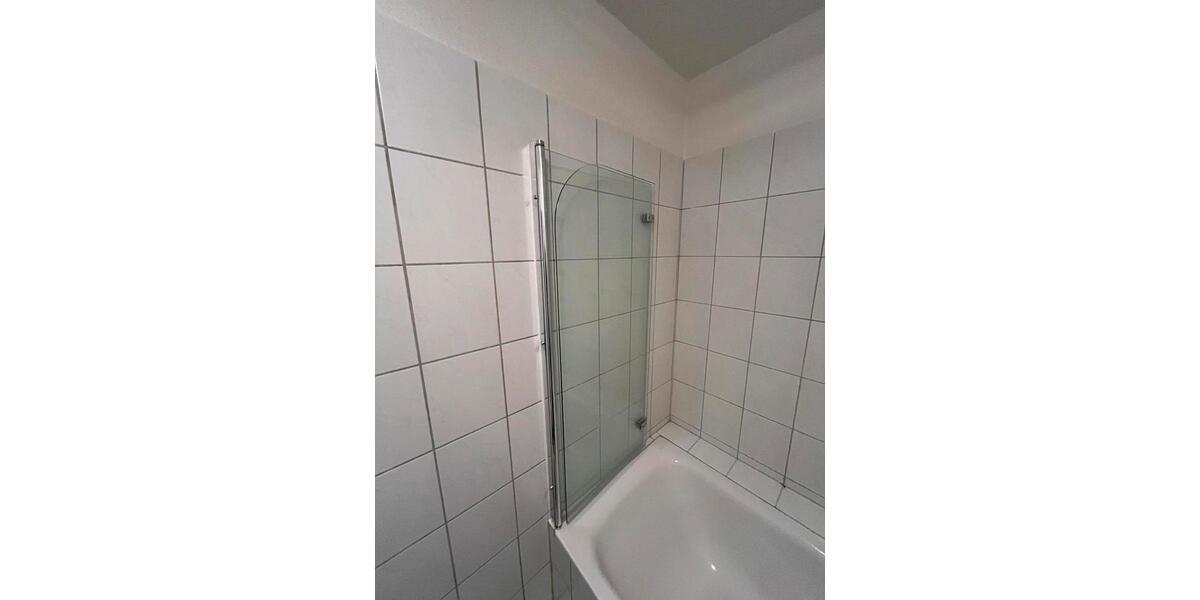 Etagenwohnung Neumünster - 2 Zimmer, 65 m&sup2;, 850&euro; | Angebot:26407993