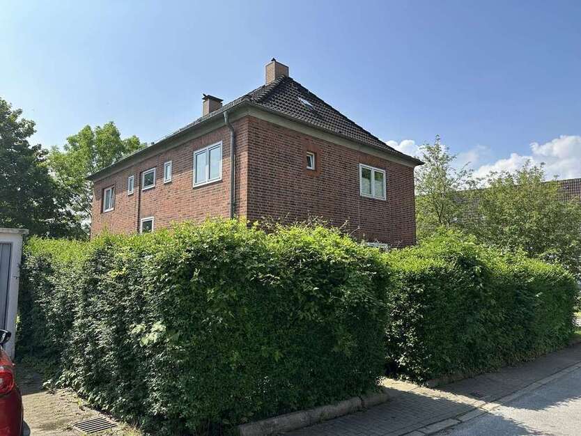 Haus zum Kaufen in Kiel 435.000 € 176 m²