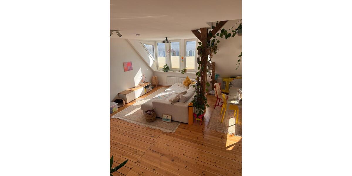 Maisonettenwohnung Kiel Wik - 5 Zimmer, 152 m&sup2;, 1.800&euro; | Angebot:26049707