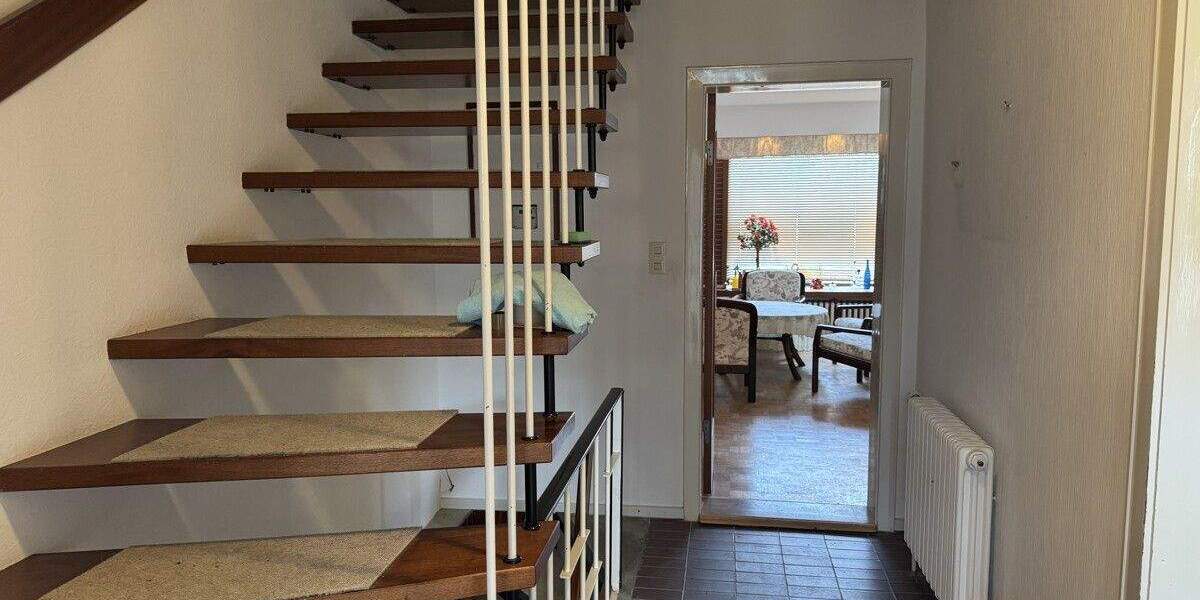 Reihenmittelhaus Kiel Hasseldieksdamm - 4 Zimmer, 103 m&sup2;, 299.000&euro; | Angebot:23935844