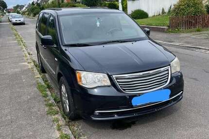 Chrysler Voyager 178.243 km 4.000 &euro; Neumünster 24536