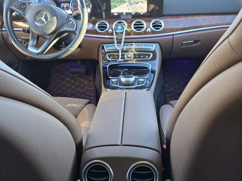 250