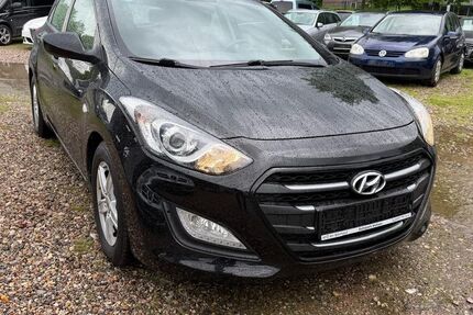 Hyundai i30 100.000 km 7.850 &euro; Kiel 24145