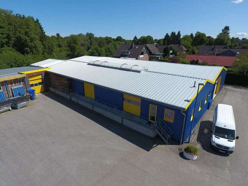 Halle in Kiel 2.970 € 315 m²