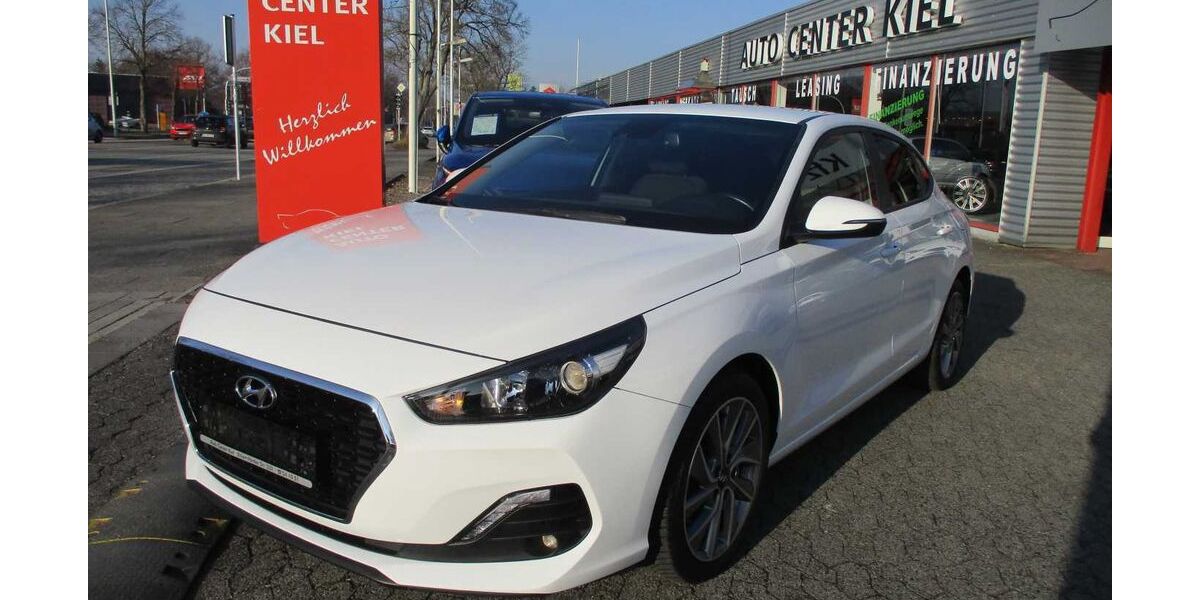 Hyundai i30 83.000 km 13.980 &euro; Kiel-Kronshagen 24119