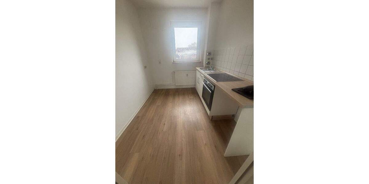 Etagenwohnung Neumünster Innenstadt - 2 Zimmer, 64 m&sup2;, 510&euro; | Angebot:25815463