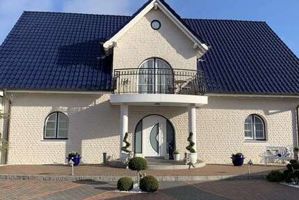 Haus Wankendorf - 10 Zimmer, 430 m&sup2;, 895.000&euro; | Angebot:25637192