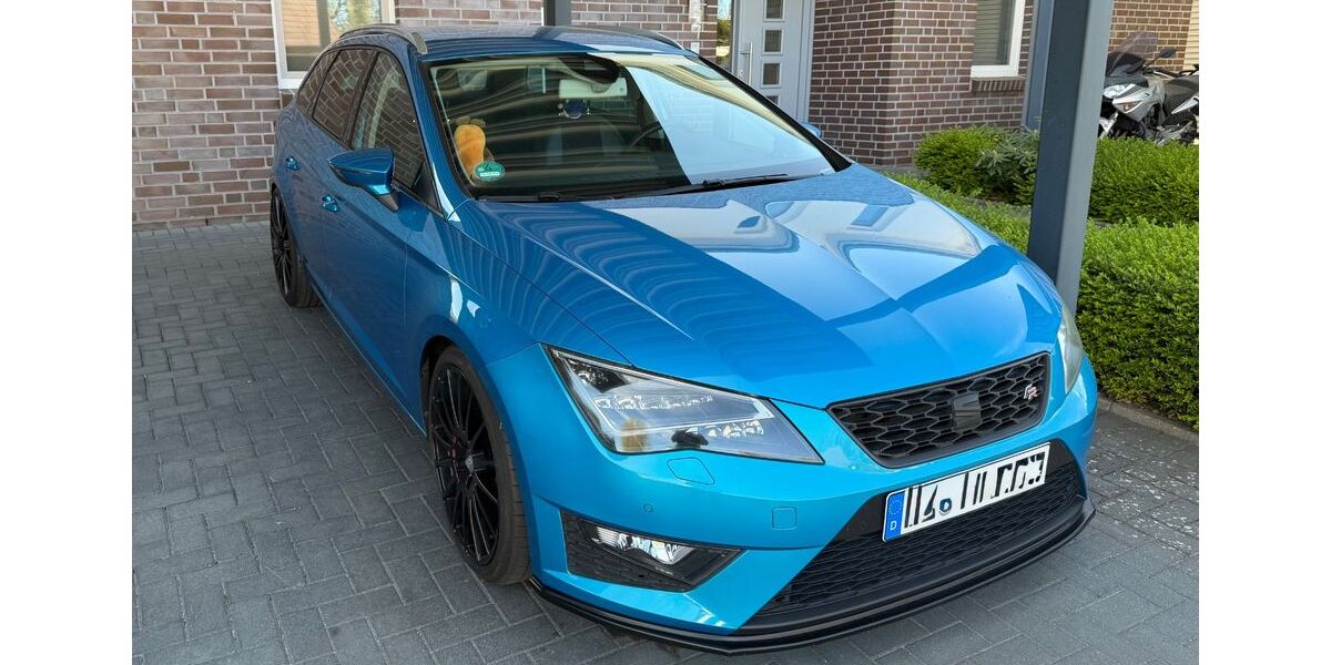 Seat Leon 136.000 km 10.750 &euro; Kiel 24145