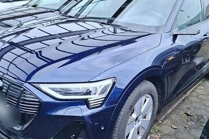 Audi e-tron 90.105 km 31.980 &euro; Neumünster 24537