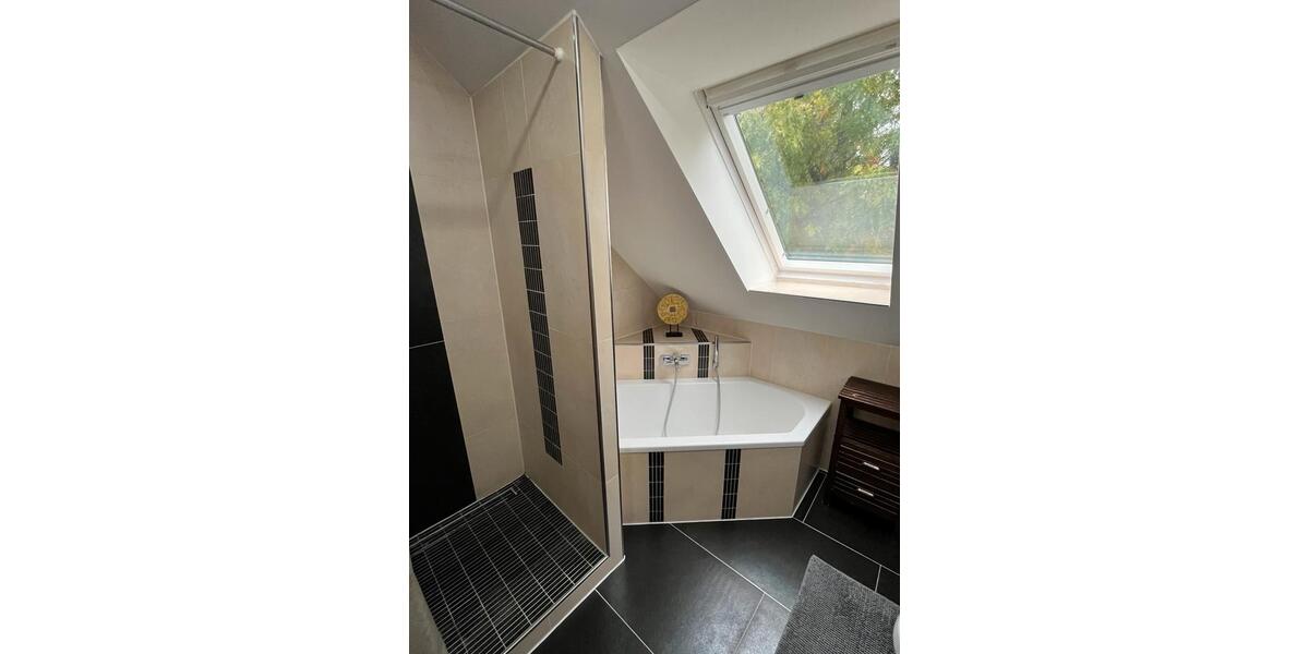 Dachgeschoßwohnung Kiel Meimersdorf - 4 Zimmer, 102 m&sup2;, 369.000&euro; | Angebot:26399746