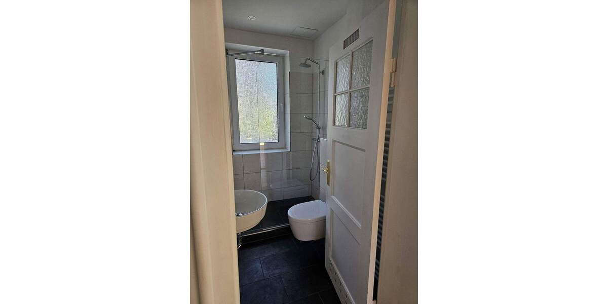 schöne, modernisierte 3 Zimmer Altbauwohnung mit Balkon 3 zimmer