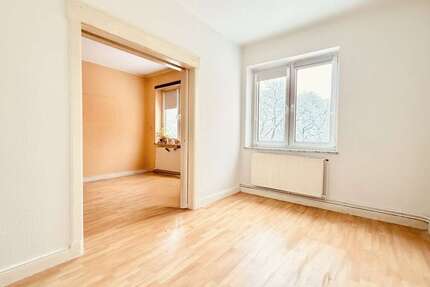 Wohnung Kiel Gaarden-Ost - 3 Zimmer, 67 m&sup2;, 125.000&euro; | Angebot:25356470