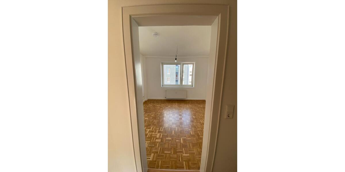 Etagenwohnung Kronshagen - 3 Zimmer, 86 m&sup2;, 999&euro; | Angebot:26598203