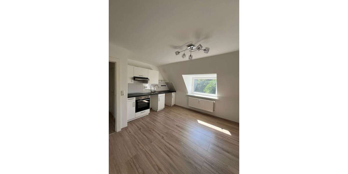 Etagenwohnung Kiel Wik - 2 Zimmer, 33 m&sup2;, 145.000&euro; | Angebot:27161297