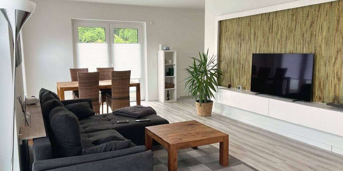 Etagenwohnung Kiel Elmschenhagen-Süd - 2 Zimmer, 89 m&sup2;, 1.195&euro; | Angebot:26902127