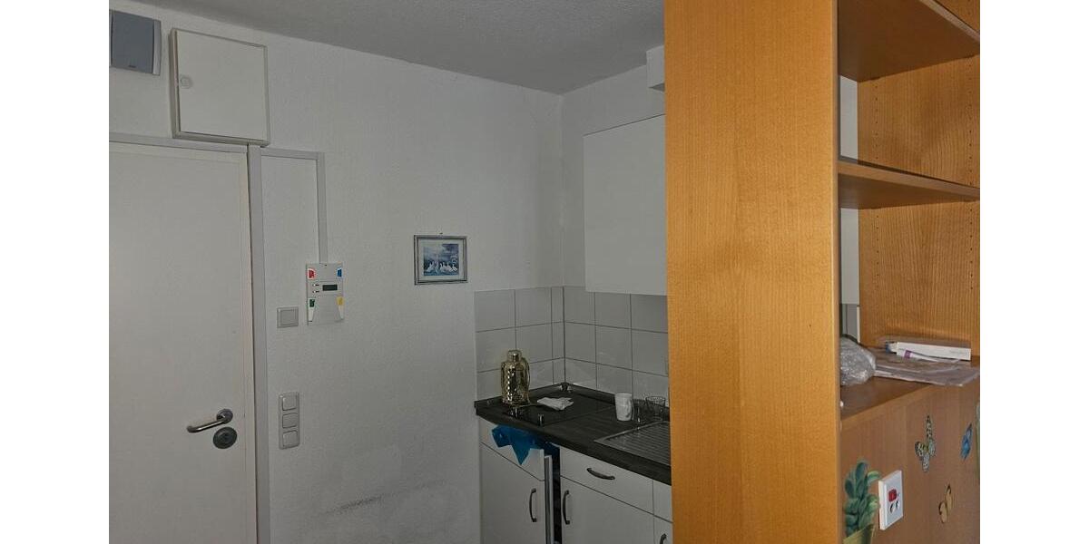 Erdgeschoßwohnung Kiel Neumühlen-Dietrichsdorf - 1.5 Zimmer, 30 m&sup2;, 330&euro; | Angebot:25055712