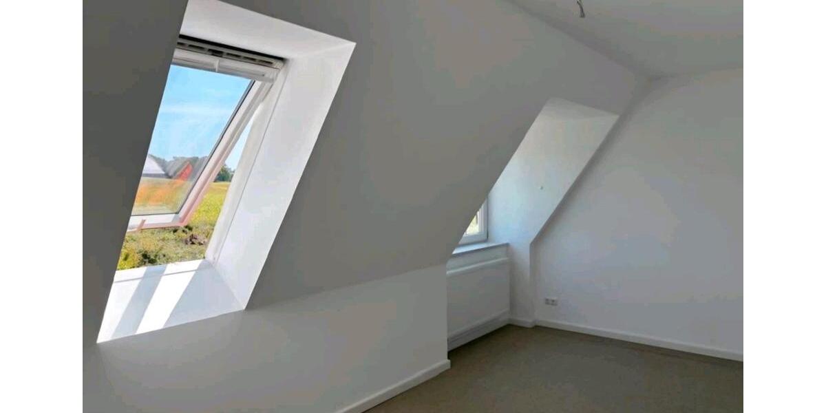 Etagenwohnung Lütjenburg - 4 Zimmer, 120 m&sup2;, 1.400&euro; | Angebot:26147907