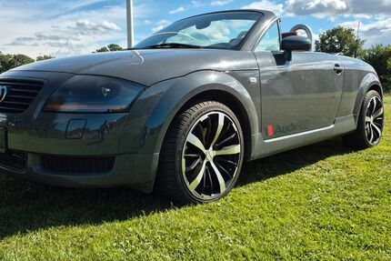 Audi TT 219.000 km 4.500 &euro; Lehmkuhlen 24211