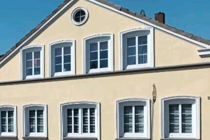 Charmantes freistehendes 1-2 Fam. Haus von Privat mit grüner Oase 7 zimmer