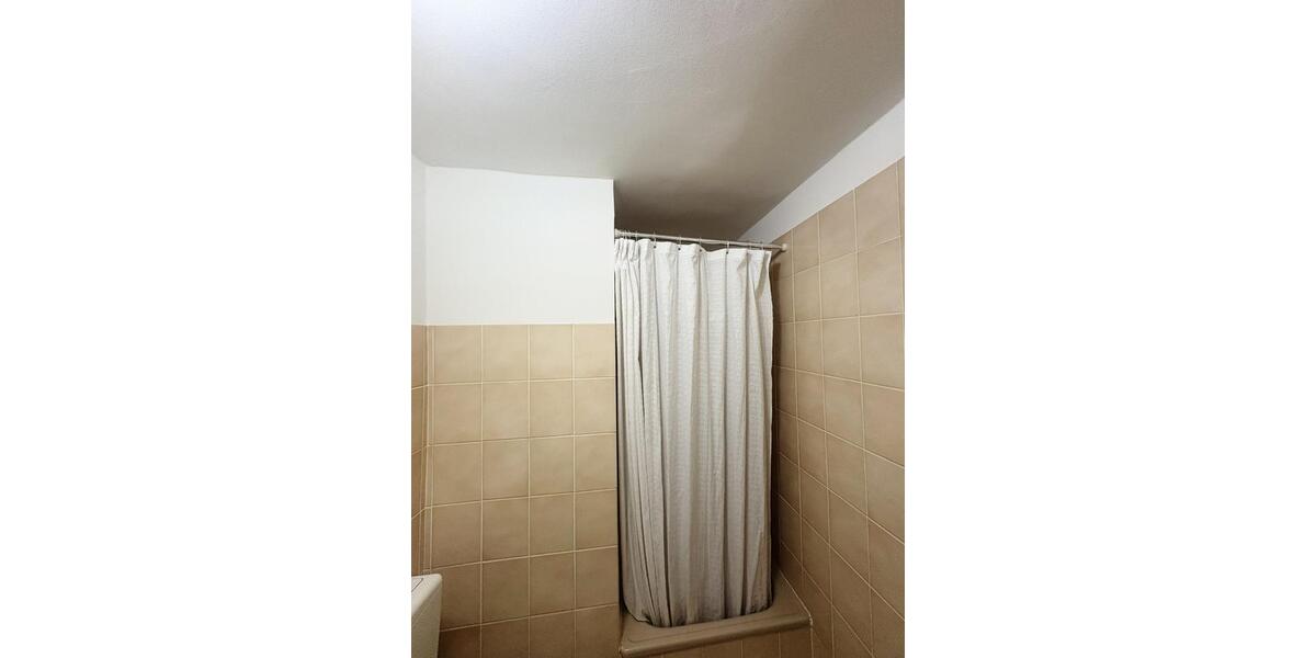 1.5 Zimmer DG Wohnung in Einfeld 1.5 zimmer