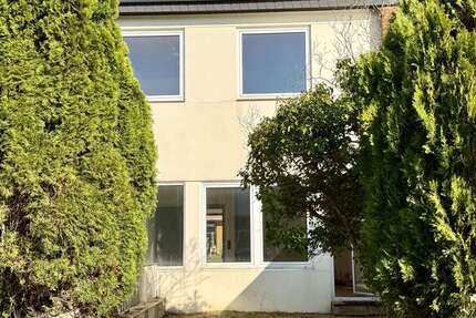 Haus Kiel Neumühlen-Dietrichsdorf - 4 Zimmer, 81 m&sup2;, 169.000&euro; | Angebot:25873432