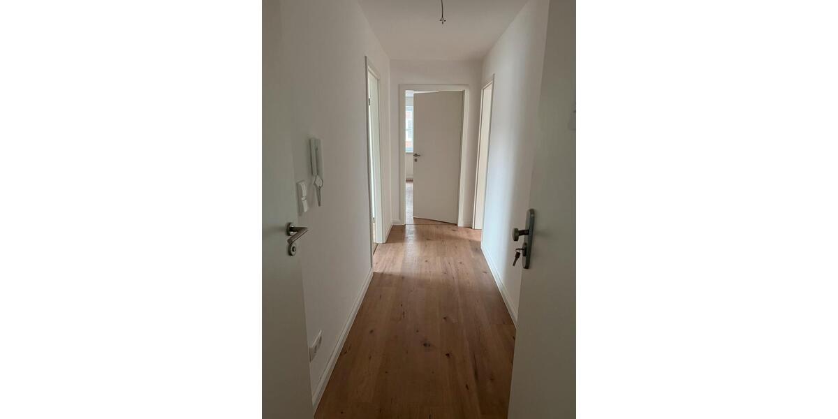 3 Zimmer Dachgeschoss Wohnung zu vermieten in Neumünster 3 zimmer