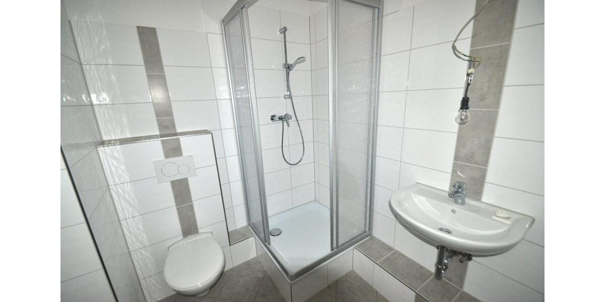 Dachgeschoßwohnung Kiel Ellerbek - 3 Zimmer, 70 m&sup2;, 910&euro; | Angebot:25214836