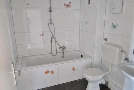 5% Rendite! Solide vermietete Wohnung in Sürenheide 4 zimmer