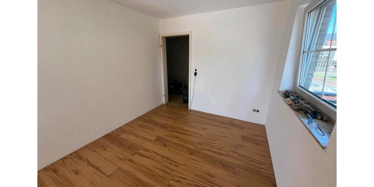 Etagenwohnung Neumünster - 2 Zimmer, 65 m&sup2;, 850&euro; | Angebot:26407993